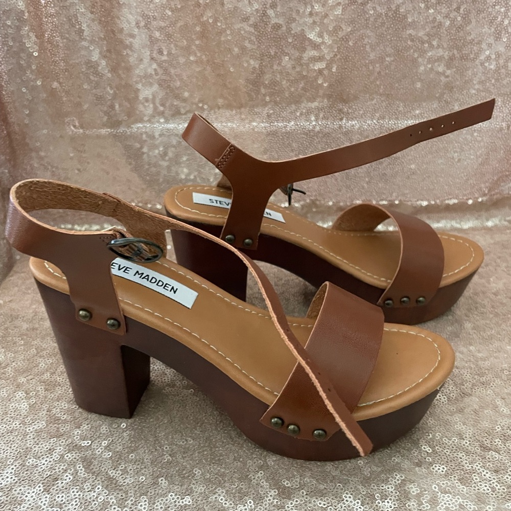 Steve Madden clogs sz 8 NWOT
